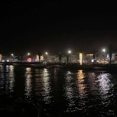 Σπίτι διακοπών By The Sea